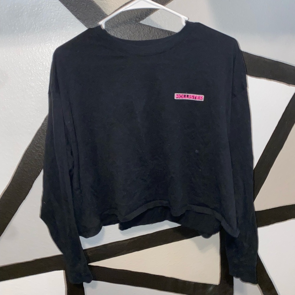 Cropped Hollister Long Sleeve